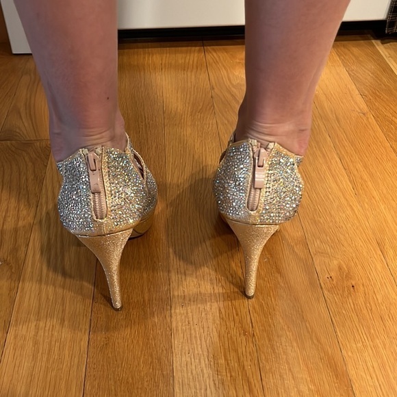 YOUR party shoes high heel with, rhinestones zip up backs size 8.5 . - Picture 6 of 10